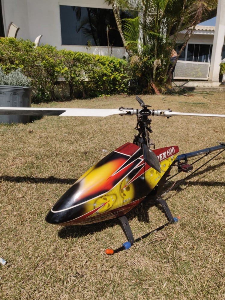 Align T-REX 600 Elétrico + RC Futaba