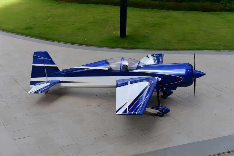 SW Yak-54 104" novo na caixa